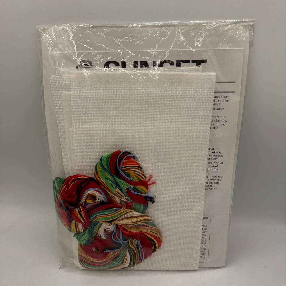 Sunset World of Animals Stocking Cross Stitch Kit Unisex OS White 18341 Vintage